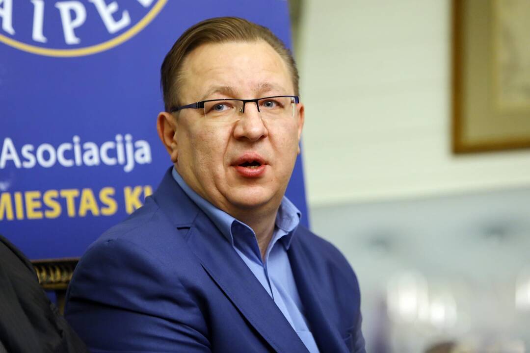 Viltys: "Eurovizijoje" Lietuvai atstovaujančiam D.Montvydui šiemet netrūksta nei klausytojų, nei muzikos žinovų liaupsių, tikimasi, kad finale jis gali užkopti į pirmąjį dešimtuką.
