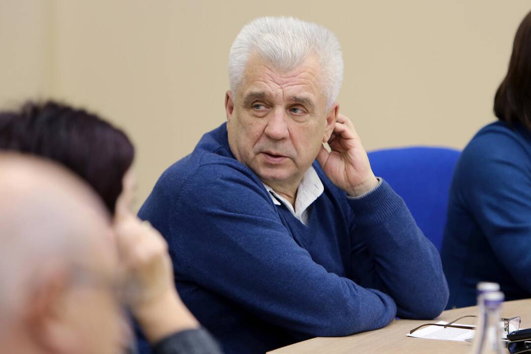 Peno naujoms antims apie politikus pamėtėta ne už dyką – projektas kainavo 6 tūkst. eurų.