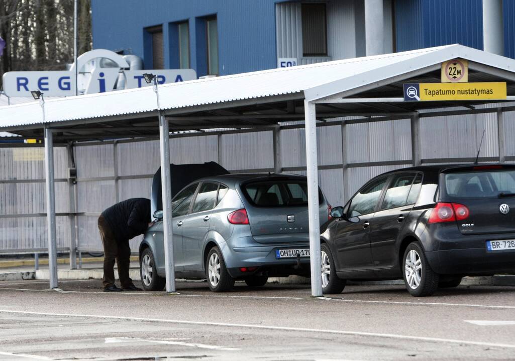 Staigmena: registruojant paveldėtą transporto priemonę galima išgirsti netikėtų žinių.