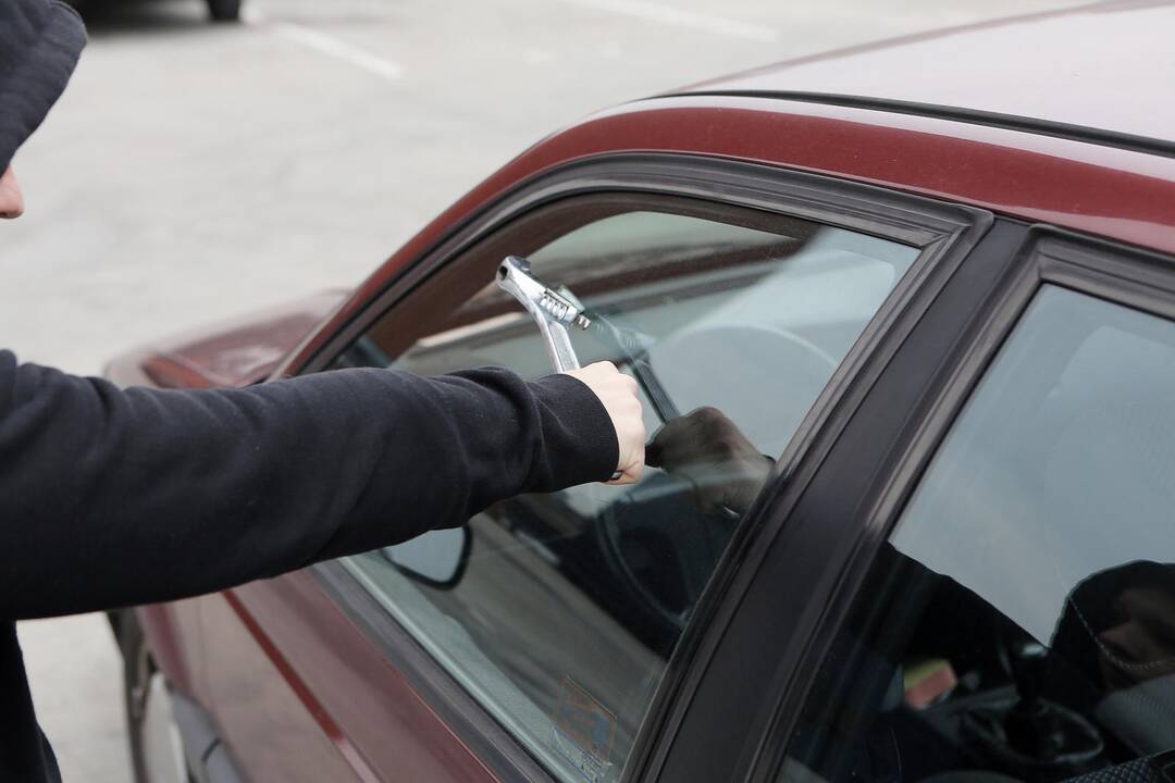 Skaičius: šiemet iki birželio sulaukta 19 pranešimų apie pavogtus automobilius.