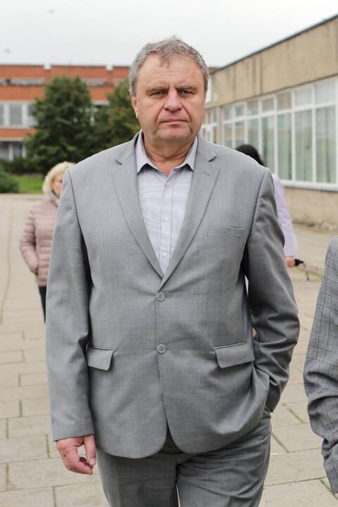 Neatsiklausė: M.Žilio vadovaujamame Poilsio parke nebeliko dviejų neva pavojingų medžių, tačiau jiems pašalinti leidimas nebuvo gautas.
