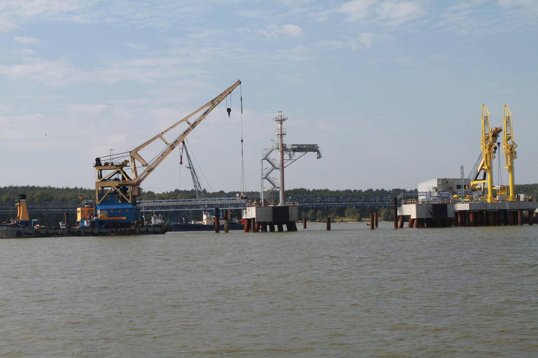 Baigta betonuoti SGD terminalo krantinė