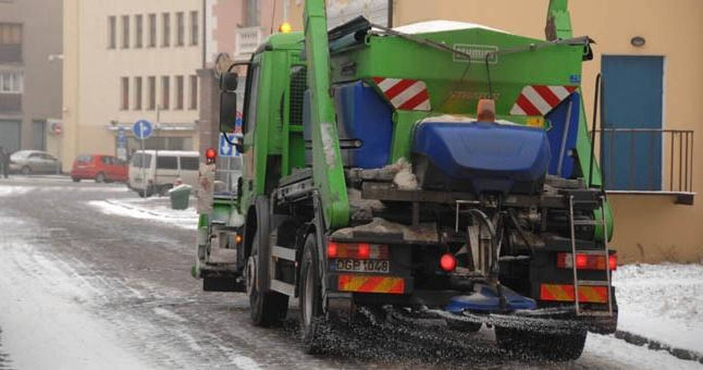 „Ecoservice Klaipėda“ įspėja vairuotojus dėl sudėtingų eismo sąlygų