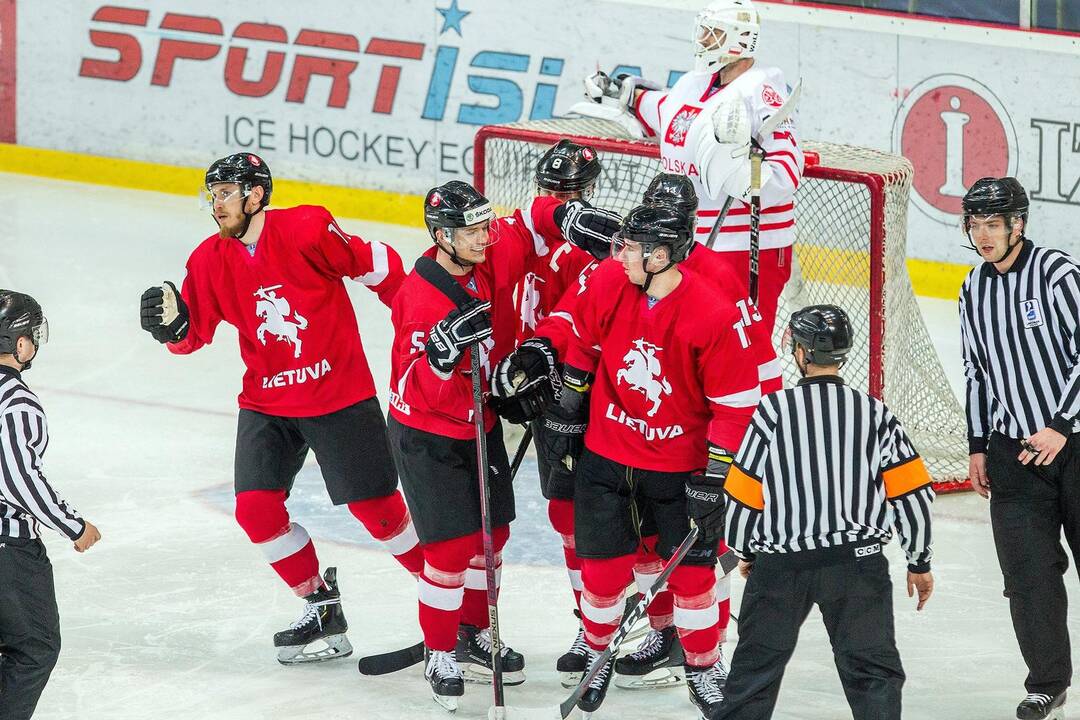 Į pasaulio čempionatą ledo ritulio rinktinė išvyksta su vienu nežinomuoju