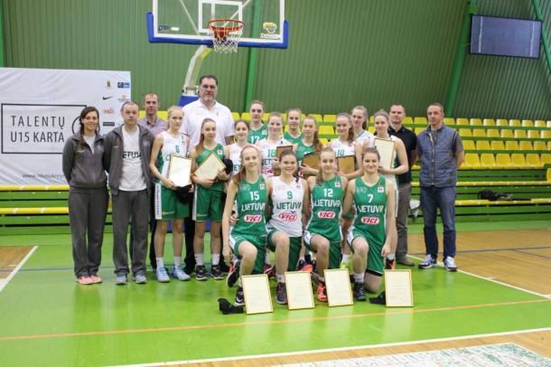 "Talentų U15 kartos" merginoms sėkmės linkėjo A. Sabonis