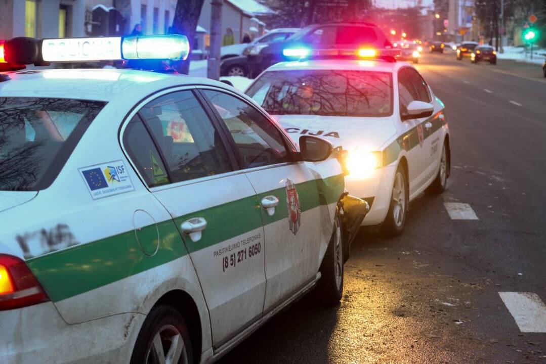 Vilniuje į avariją pateko policijos automobilis