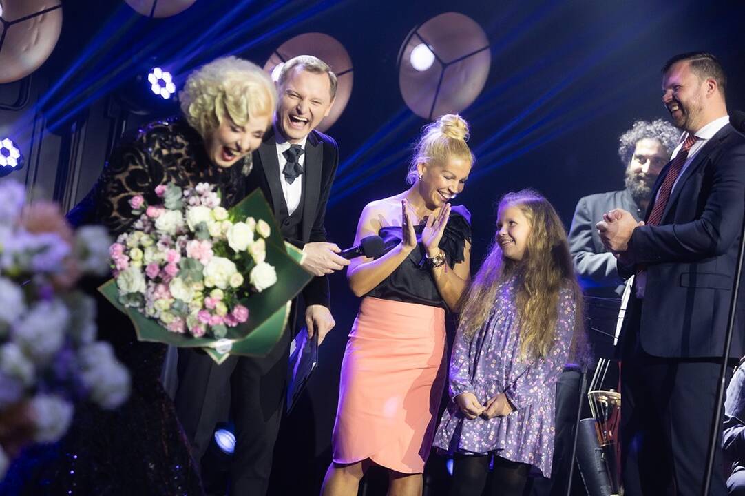 Su meile: P. Kovas, įteikė žmonai dovaną – kelionę į Atėnus, į neseniai šiame mieste atidarytą M. Callas muziejų.