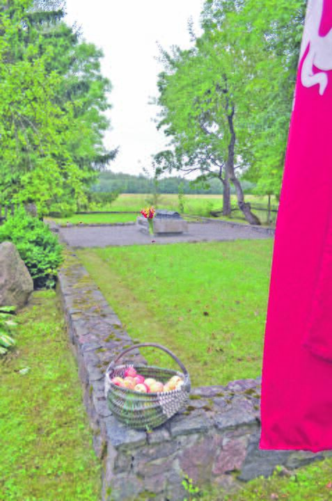 Pagarba: vienišos A. Smetonos sesers Julijonos, tapusios neįgalia Sibiro lageryje, namas Užulėnyje.