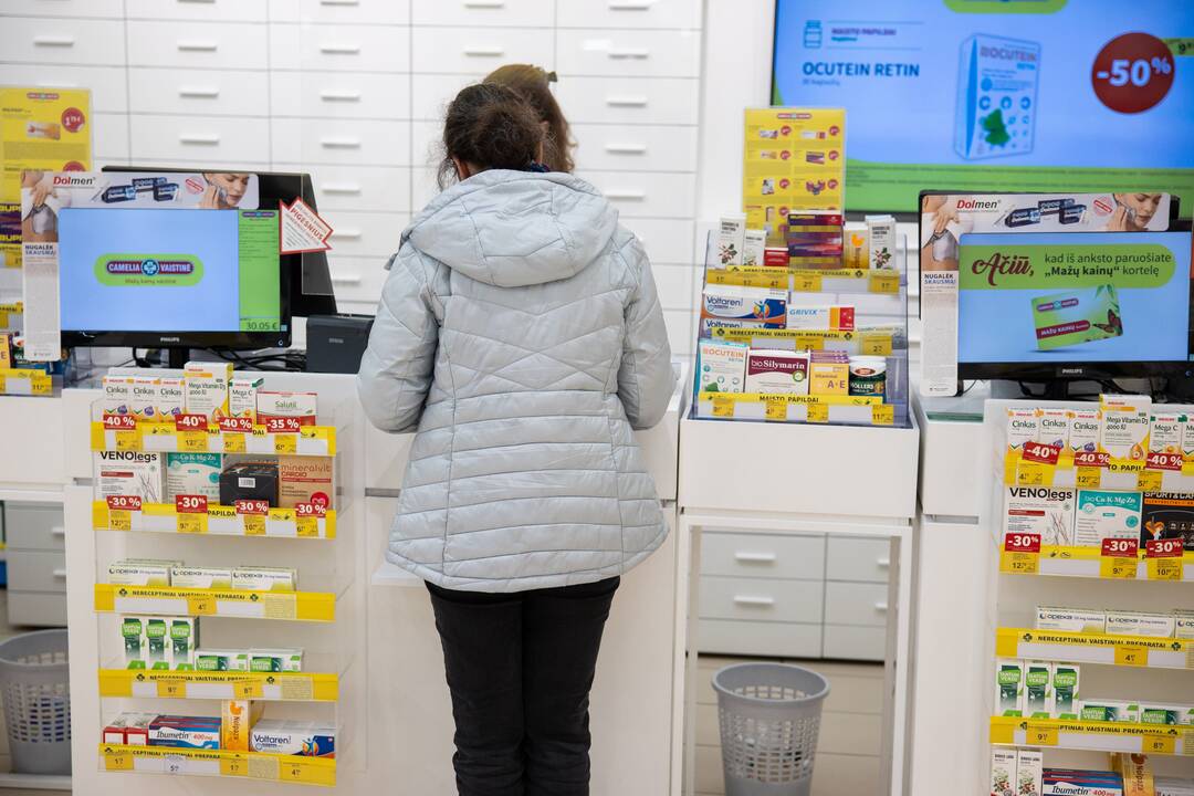 Siūloma įteisinti nuotolines vaistinių paslaugas