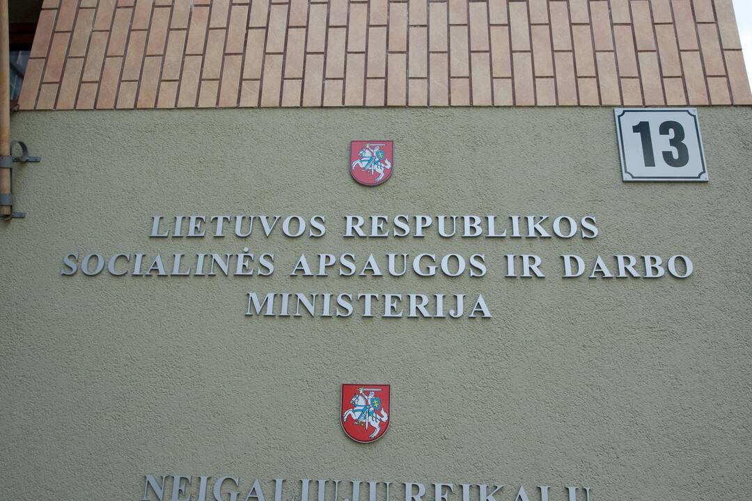 SADM kanceliarijai vadovauja "darbietė" D. Juozapavičienė (papildyta)