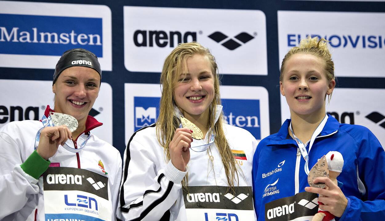 Čempionė! R. Meilutytė iškovojo auksą moterų 100 m kompleksinėje rungtyje 