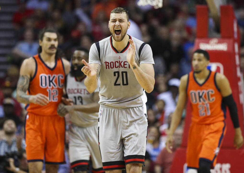 Hjustono „Rockets“ su D. Motiejūnu įveikė Oklahomos „Thunder“ klubą