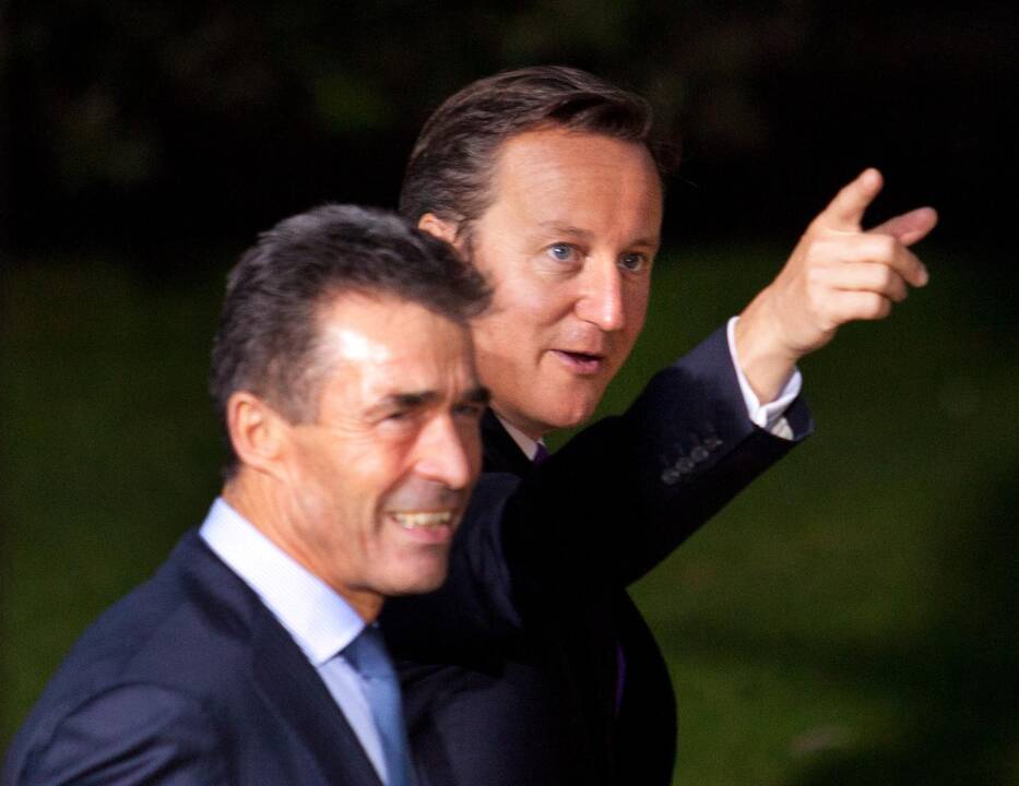 NATO lyderiai Velse