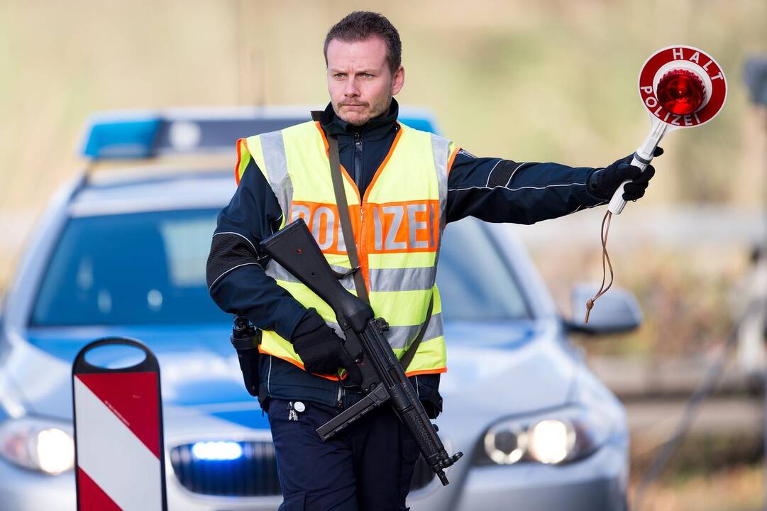 ES ministrai tarsis, kaip sustiprinti sienų kontrolę