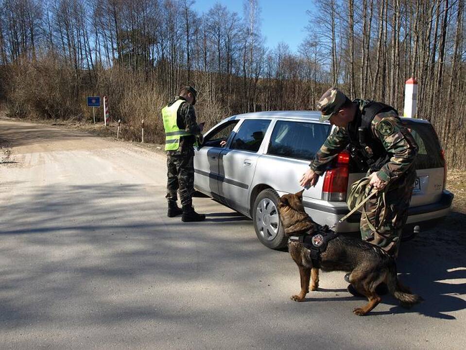 Pasieniečiams įkliuvo nelegalas iš Alžyro