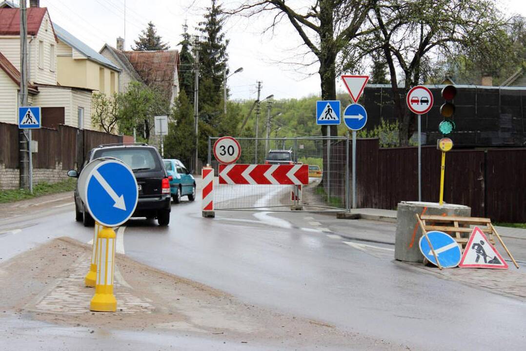 Piliakalnio gatve vėl rieda automobiliai