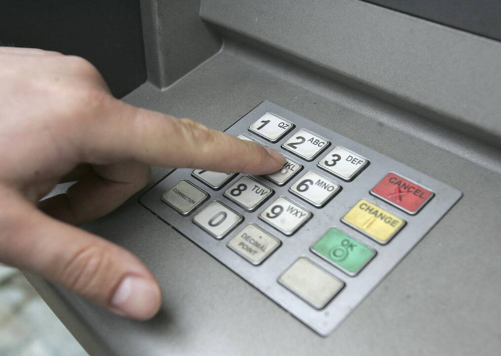 Bankų pelnas šiemet sumažėjo iki 109,2 mln. eurų
