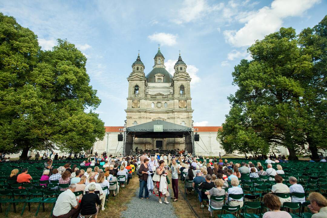 Pažaislio muzikos festivalyje pasirodė kylanti Meksikos žvaigždė