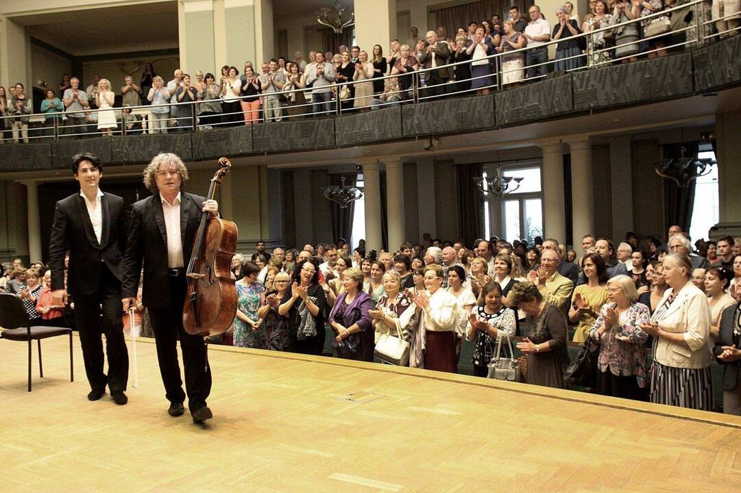 Kūrybinį duetą sulipdė muzikinis alkis