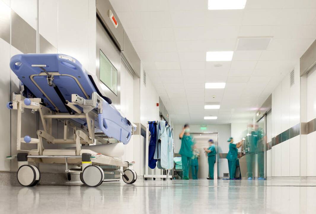Į medikus kreipėsi pneumatiniu šautuvu sužalotas vyras
