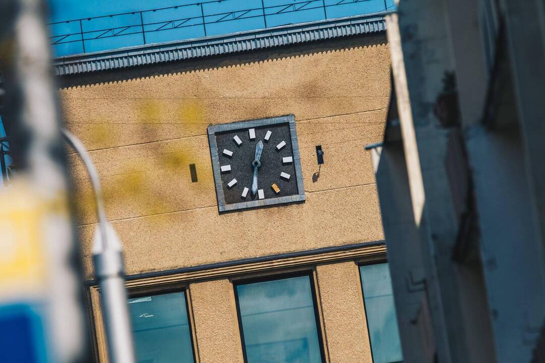 Centrinio pašto laikrodis – vis dar vasaros laike