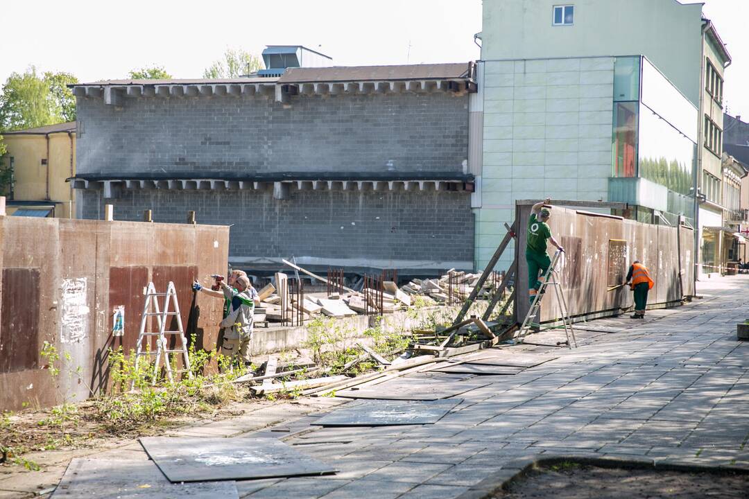 Griūvanti „Merkurijaus“ tvora