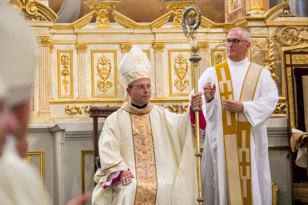 Įšventintas naujas vyskupas A. Jurevičius