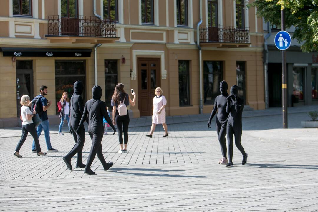 Į savižudybių prevenciją – nekasdieniu žvilgsniu
