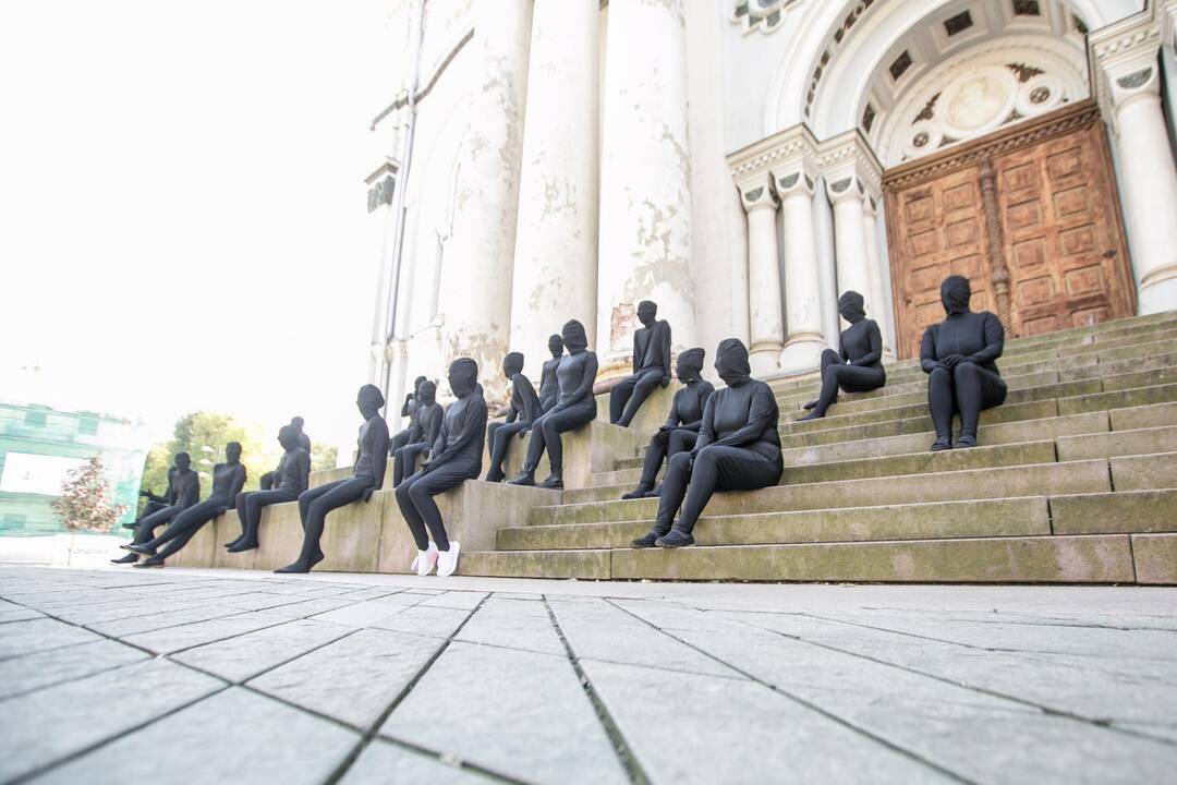 Į savižudybių prevenciją – nekasdieniu žvilgsniu