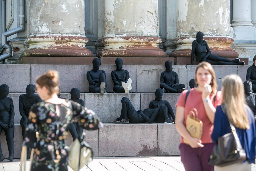 Į savižudybių prevenciją – nekasdieniu žvilgsniu