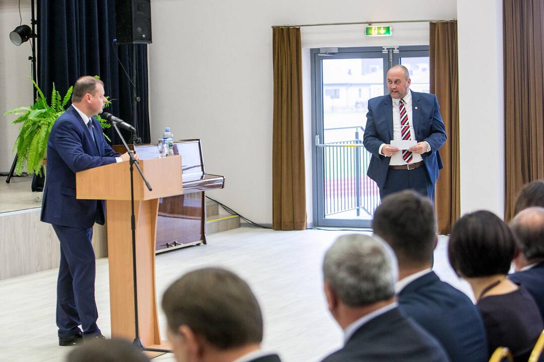 S.Skvernelis susitiko su nestreikuojančio Kauno rajono mokytojais