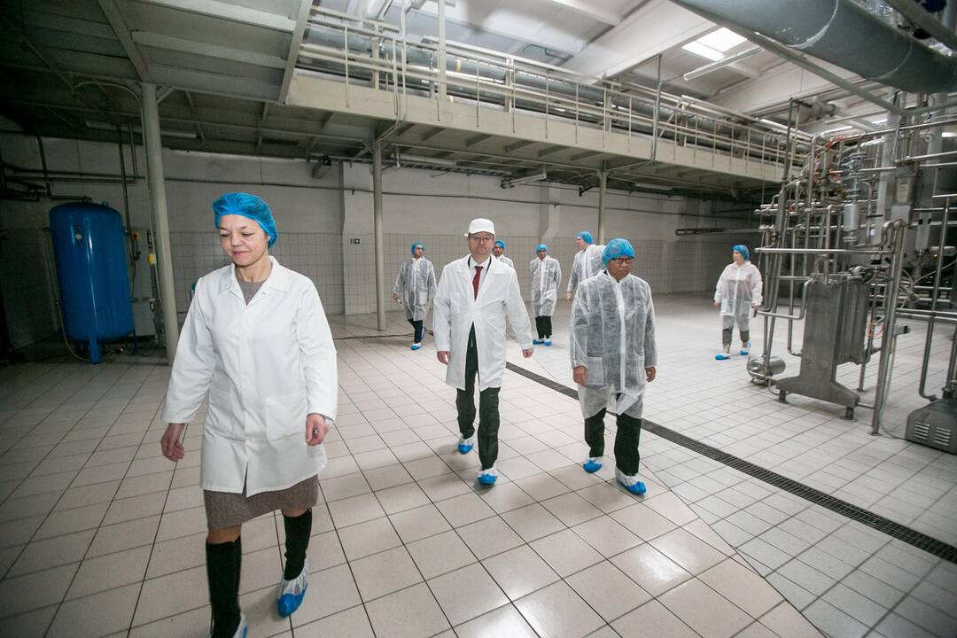 Indonezijos ambasadorius lankėsi bendrovėje „Marijampolės pieno konservai“