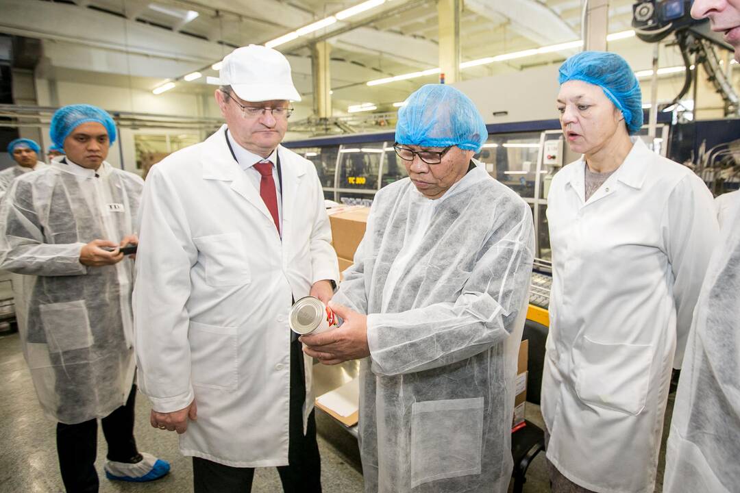 Indonezijos ambasadorius lankėsi bendrovėje „Marijampolės pieno konservai“