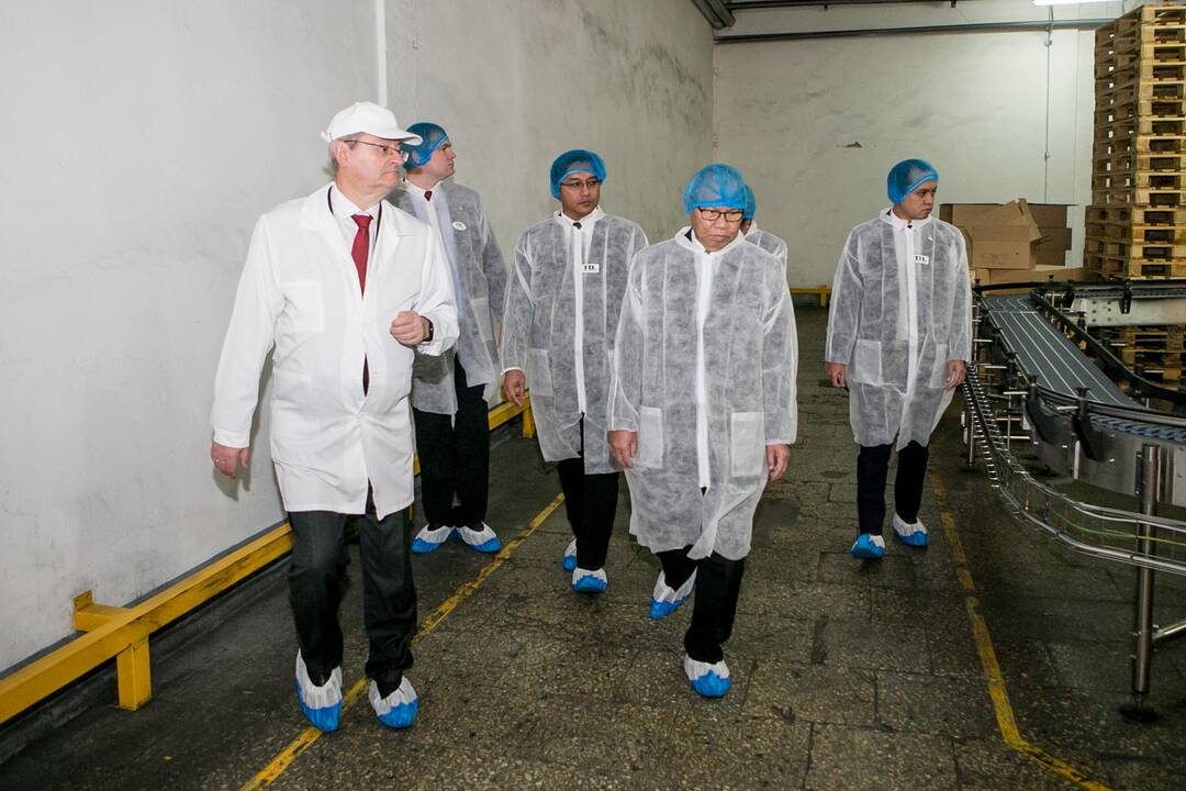 Indonezijos ambasadorius lankėsi bendrovėje „Marijampolės pieno konservai“
