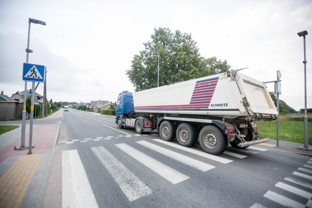 Protesto akcija prieš sunkiasvorius automobilius