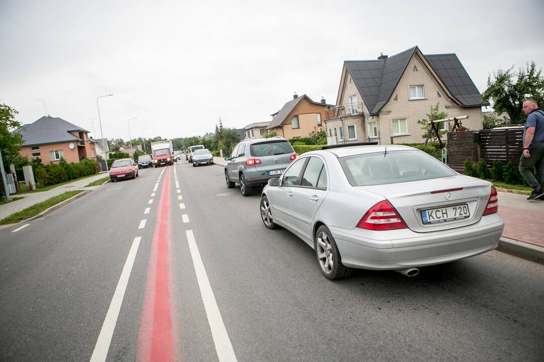 Protesto akcija prieš sunkiasvorius automobilius