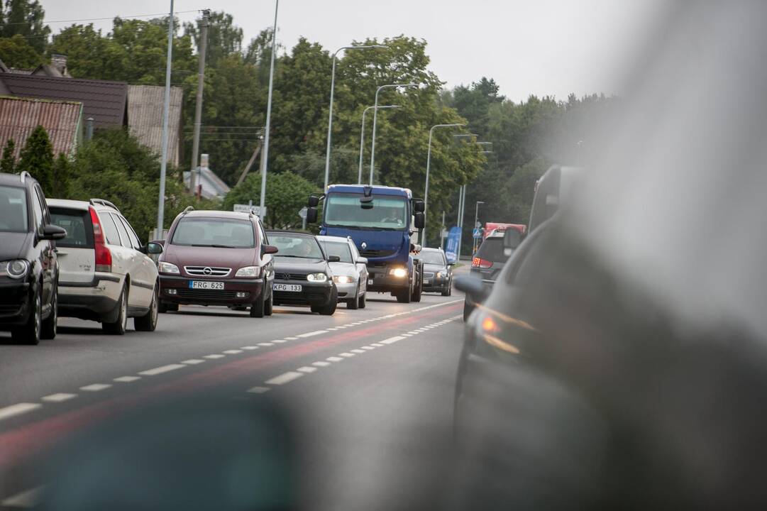 Protesto akcija prieš sunkiasvorius automobilius