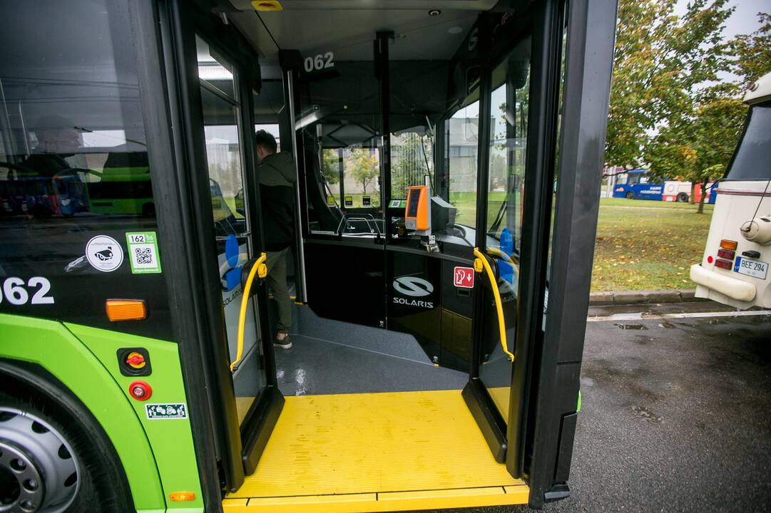 Kaune pristatyti naujieji troleibusai
