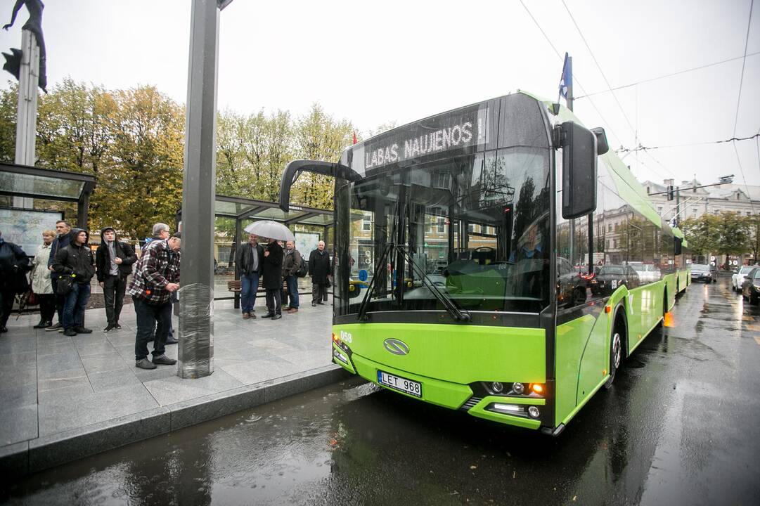 Kaune pristatyti naujieji troleibusai