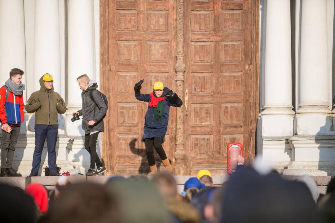 S.Dariaus ir S.Girėno gimnazijos šimtmečio eisena