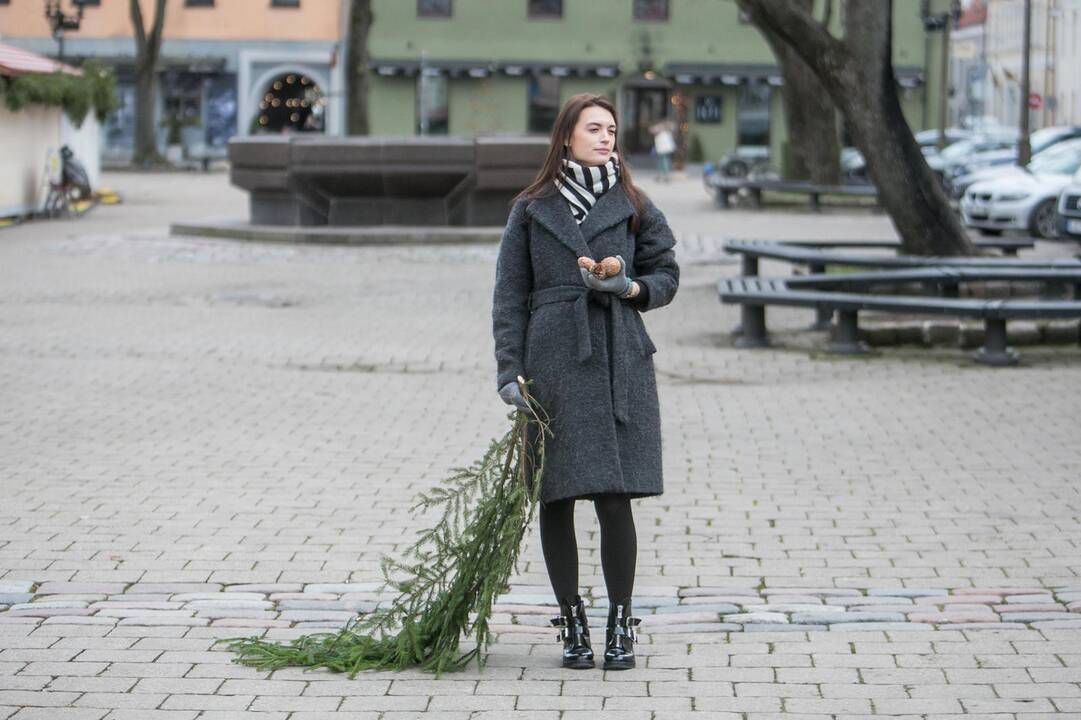 Eglių šakų dalijimo akcija Kaune
