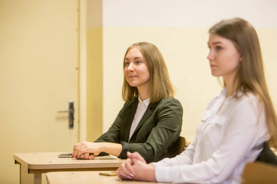 Aukštųjų kursų 100-metis Maironio universitetinėje gimnazijoje