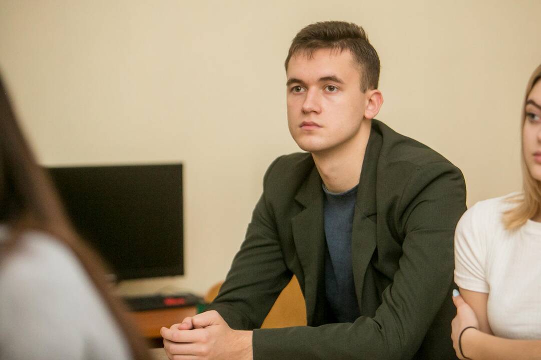 Aukštųjų kursų 100-metis Maironio universitetinėje gimnazijoje