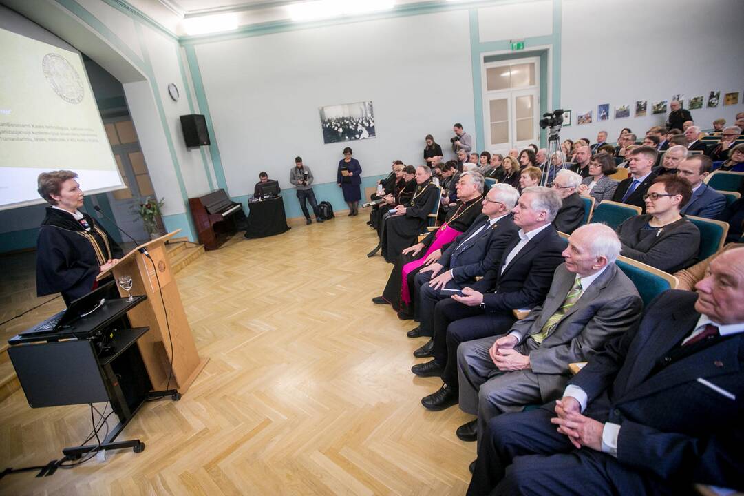 Aukštųjų kursų 100-metis Maironio universitetinėje gimnazijoje