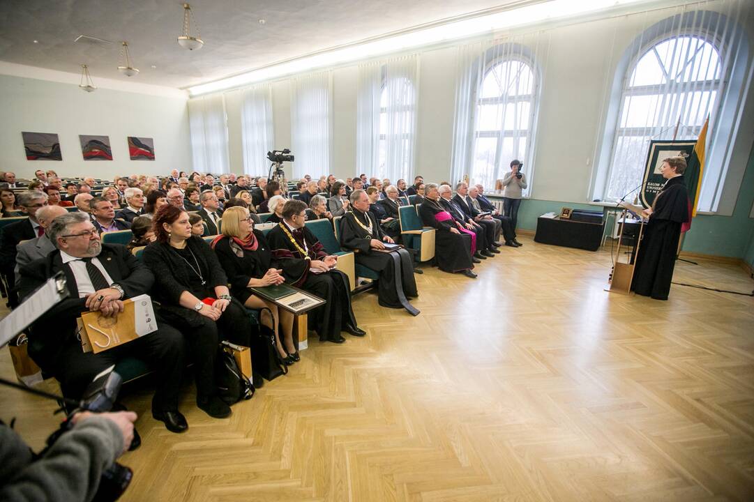 Aukštųjų kursų 100-metis Maironio universitetinėje gimnazijoje