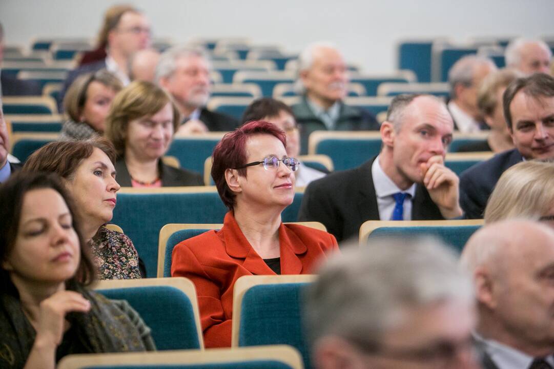 Aukštųjų kursų 100-metis Maironio universitetinėje gimnazijoje