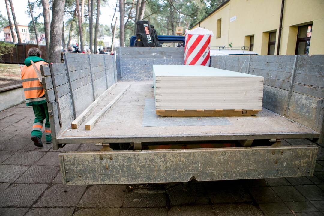 Kulautuvoje ruošiamas pastatas galimam koronaviruso protrūkiui
