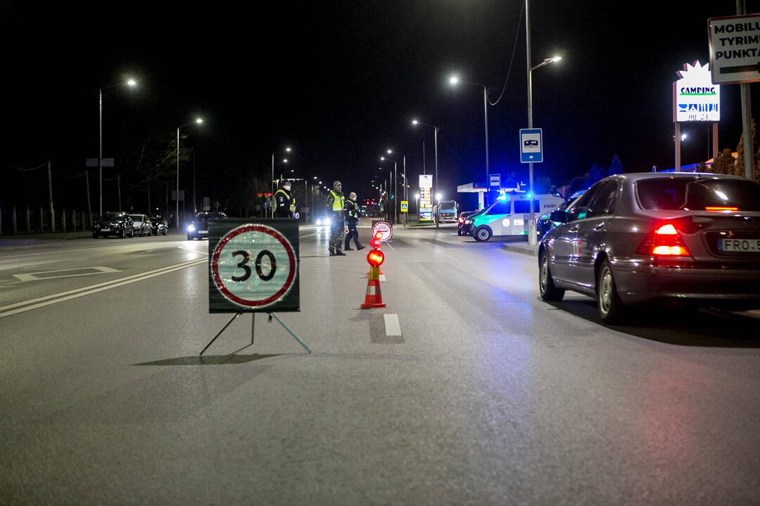 Kaunas uždaromas beveik trims paroms