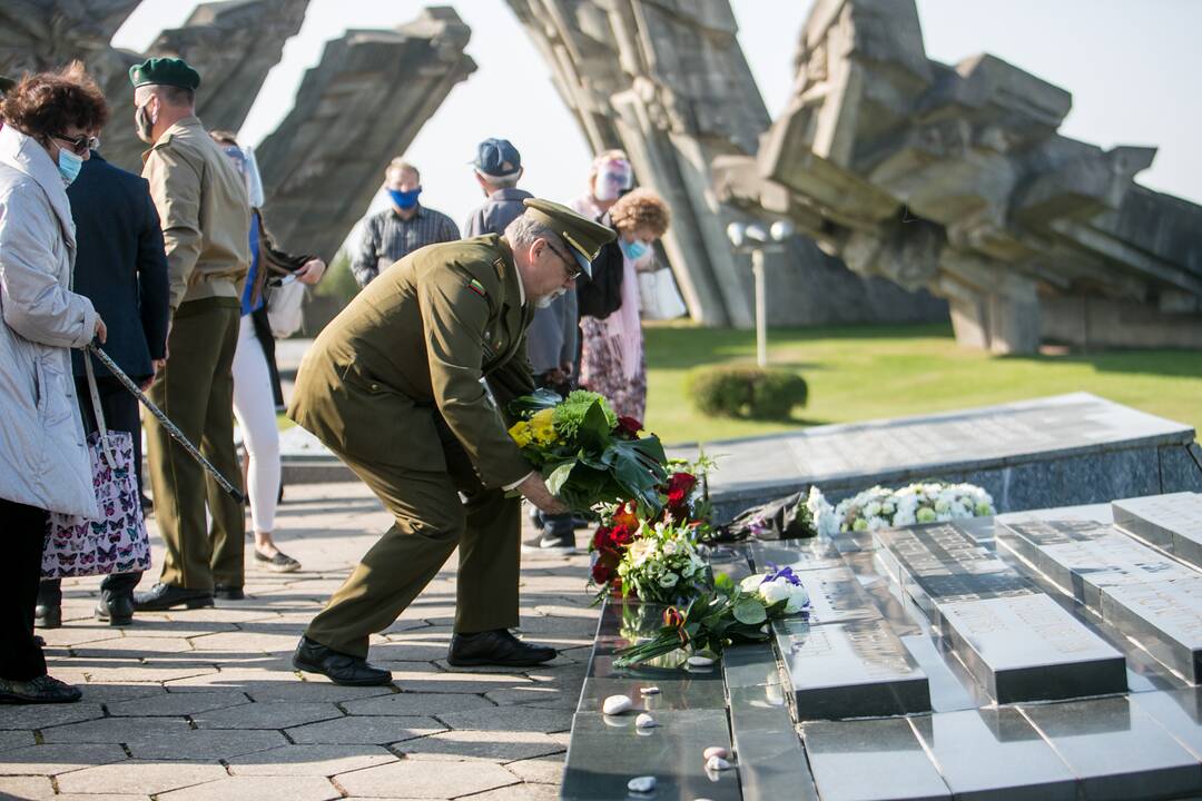 Lietuvos žydų genocido aukų dienos minėjimas IX forte