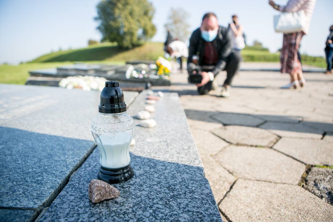 Lietuvos žydų genocido aukų dienos minėjimas IX forte